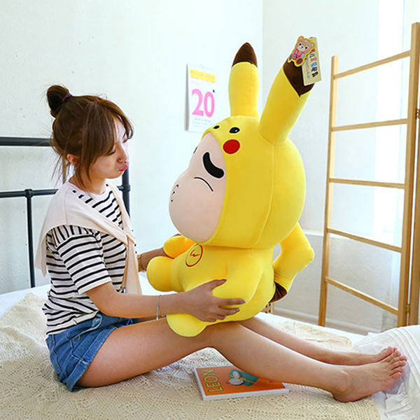 Gấu Bông Shin Cosplay Pikachu GB301 (Tặng 1 Móc Khóa Dây Da Pu Đính Đá Màu Ngẫu Nhiên)