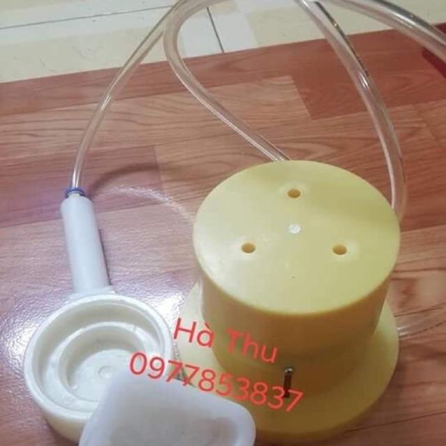 Dụng cụ đóng bánh bằng khuôn cốc