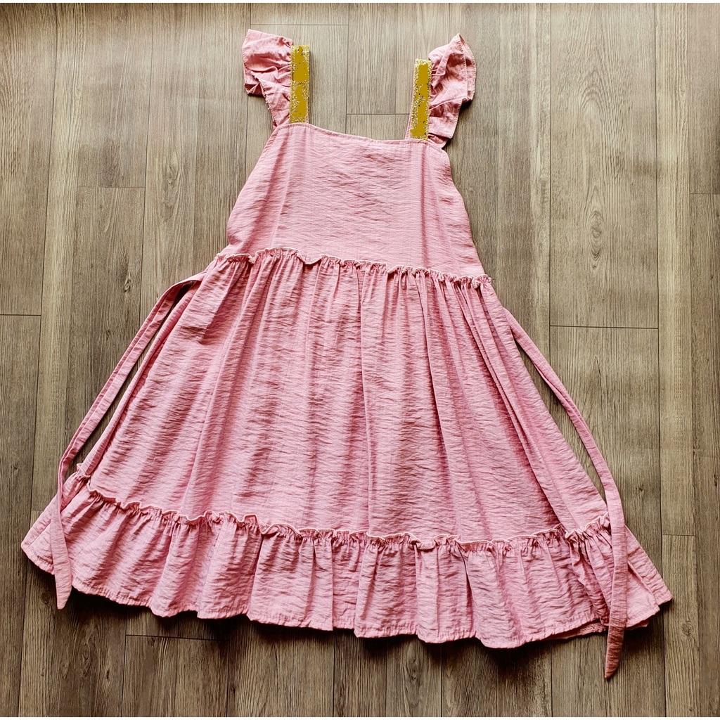 Đầm xòe hai dây tay cánh tiên cho bé gái size 18-28kg chất đũi mềm mát
