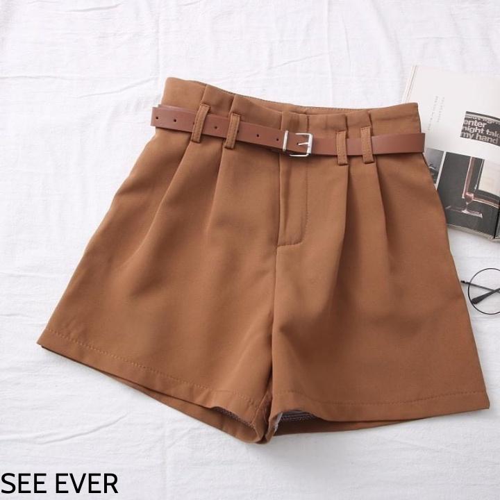 Quần short nữ mát mẻ ngày hè