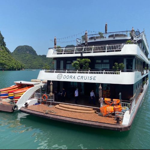 Voucher 2N1Đ Ngủ Đêm Trên Du Thuyền 5 Sao Dora Cruises Sang Trọng