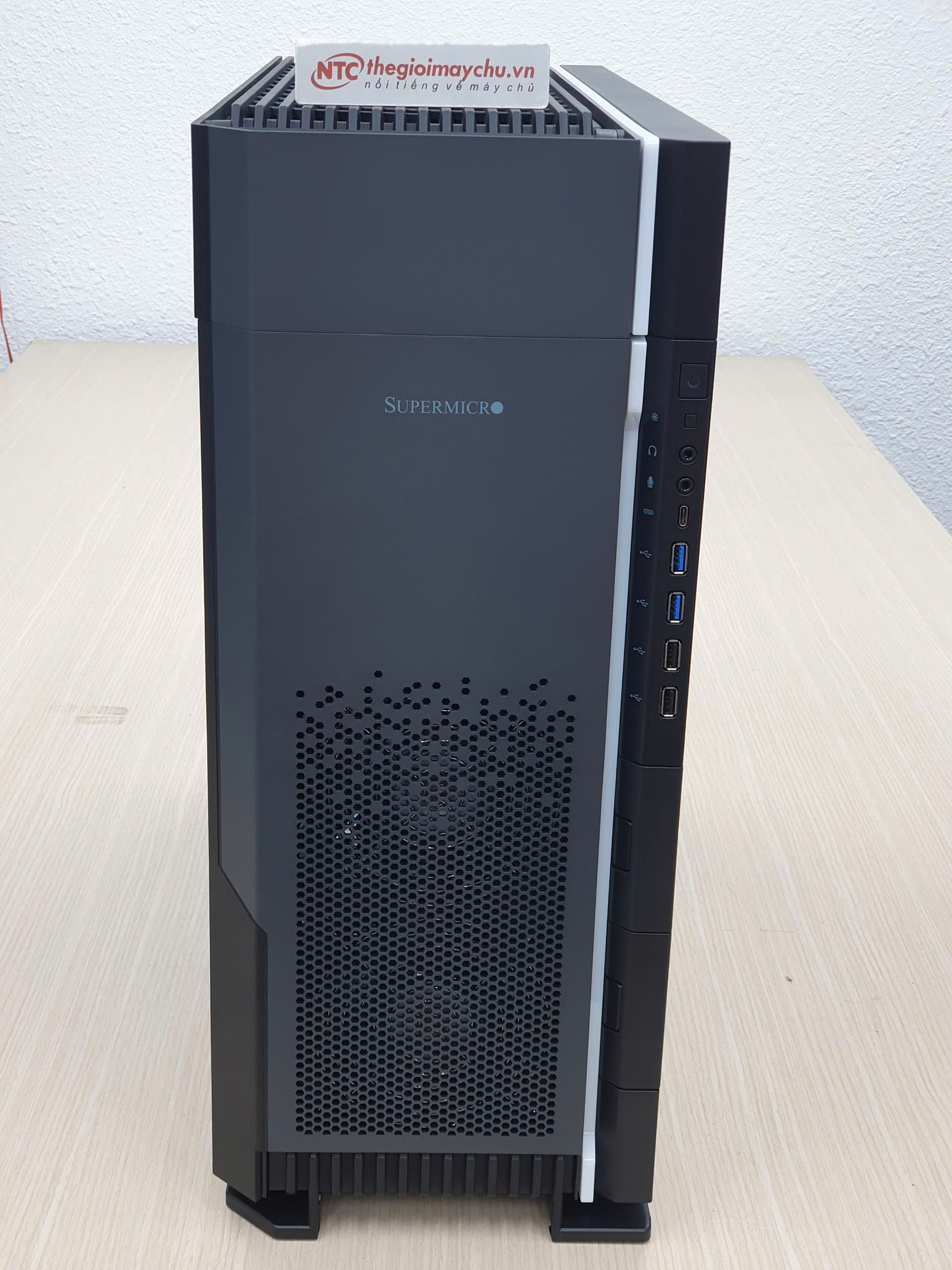 SuperWorkstation SYS-751A-I - Hàng Chính Hãng