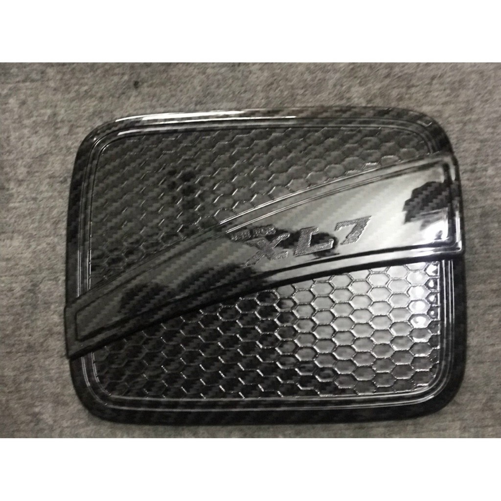 Ốp Tay nắm, Hõm Cửa, Nắp xăng cacbon Xe Suzuki XL7 2020- 2021- 2022-2023 Vân Carbon hàng đẹp