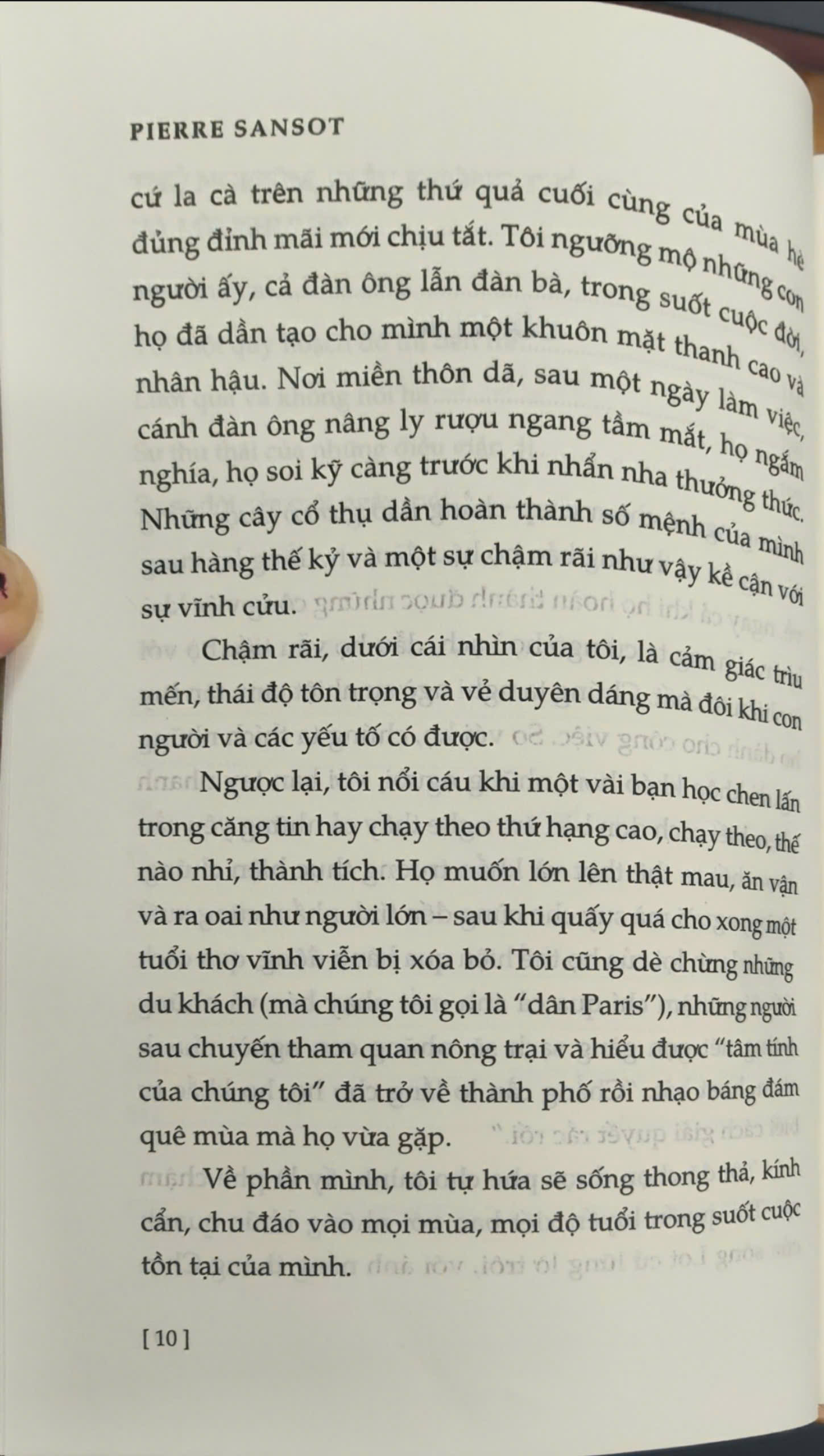 Sách - Bàn về sự chậm rãi (cho những ai không muốn thúc ép thời gian, hoặc bị thời gian thúc ép) (Nhã Nam Official)