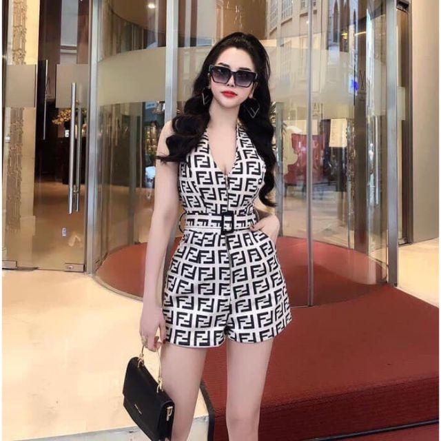 Jumpsuit short sát nách in hoạ tiết so hot