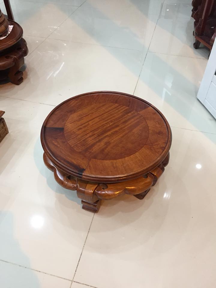 Đôn sen gỗ hương, mặt đôn có đường kính 34 cm x cao 20 cm, thích hợp kê vật dụng trang trí không gian nhà