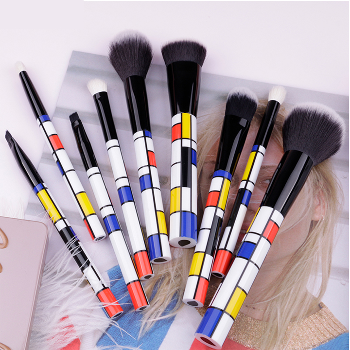 Bộ cọ trang điểm 9 cây Ducare 9 PCS Makeup Brushes Set Red Blue Yellow