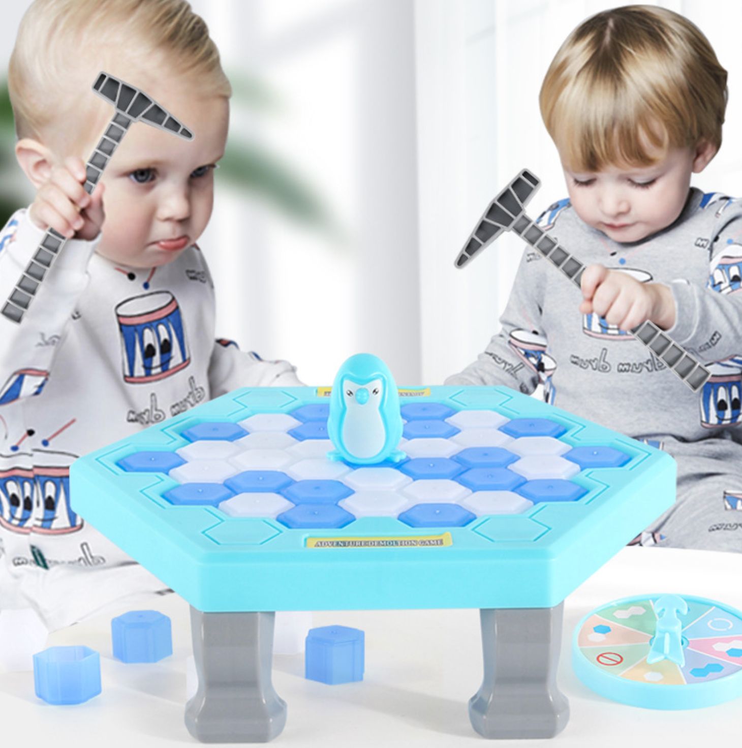 Bàn Giải Cứu Cánh Cụt vui nhộn cho bé