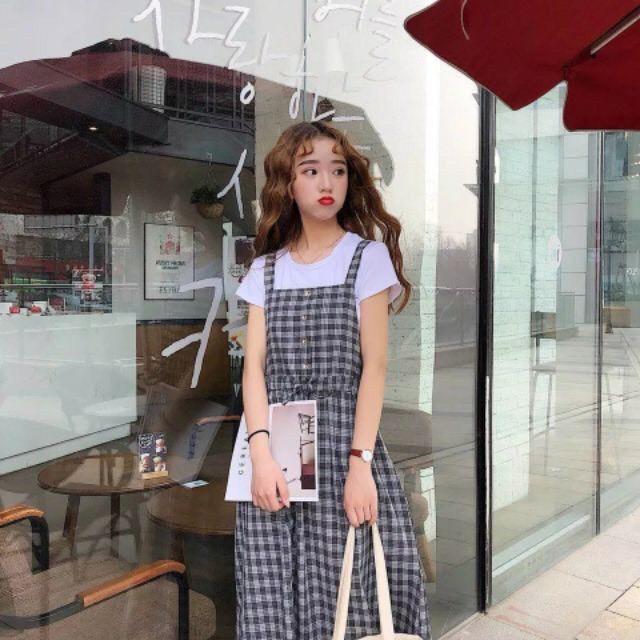 Sét váy yếm kẻ caro ulzzang và áo phông siêu xinh