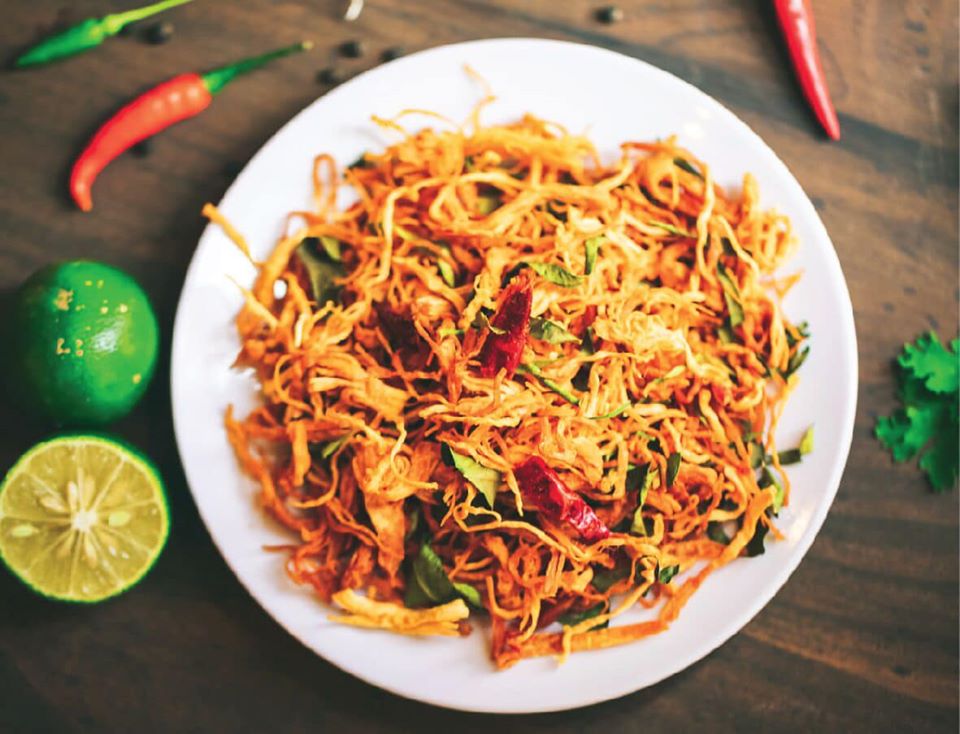 Khô gà cay - Chà Bông Việt 20g