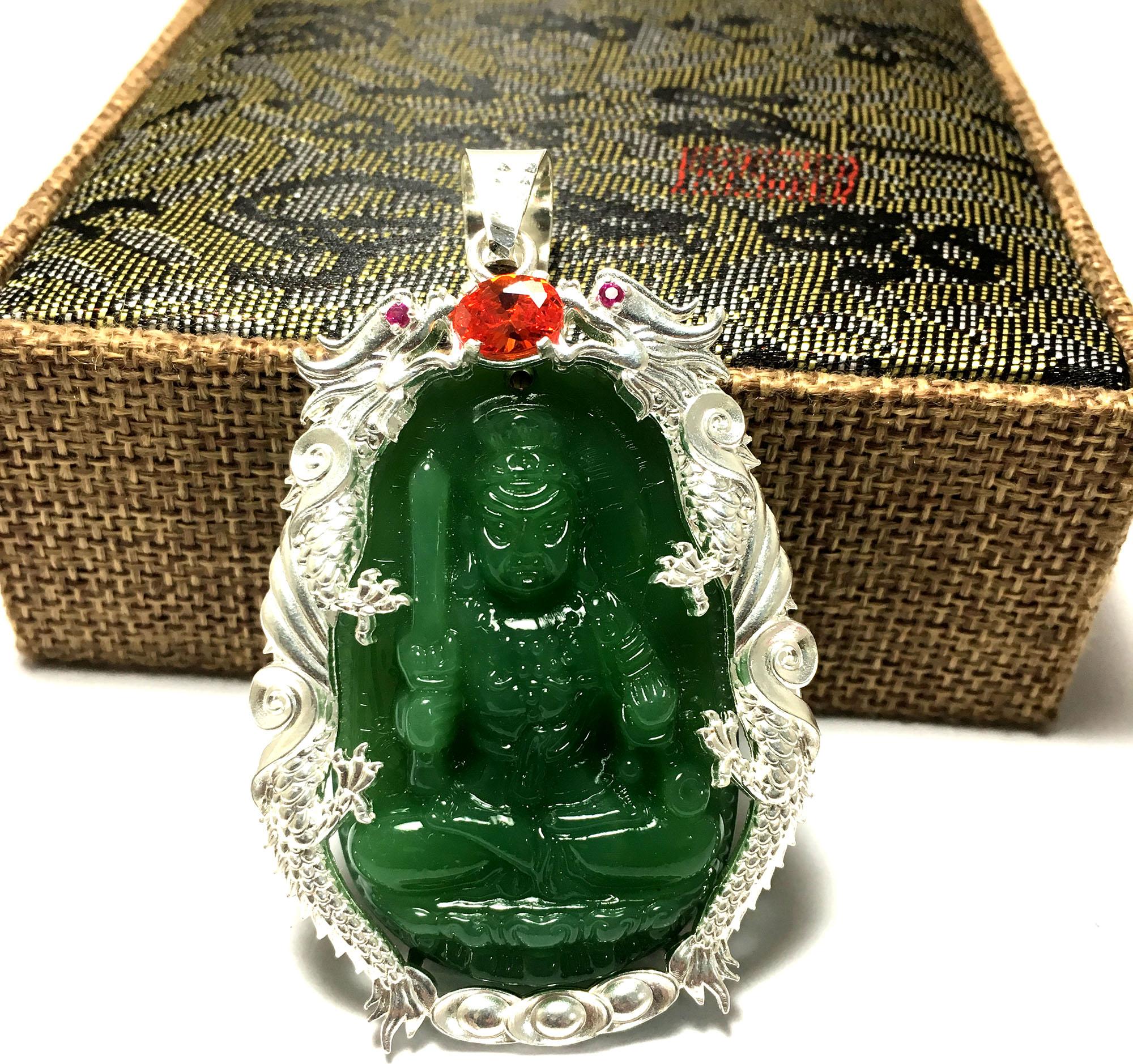 Mặt dây chuyền bản mệnh ngài Bất Động Minh Vương bọc rồng chầu bạc cho người tuổi Sửu - Tuổi Dần Bạc QTJ - MBM05