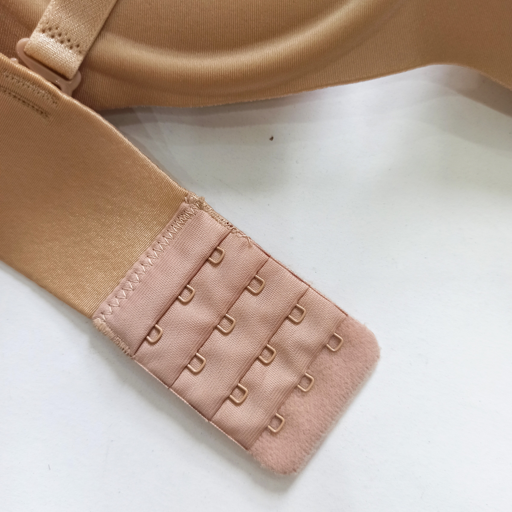 Áo ngực mút dày cúp ngang size 36