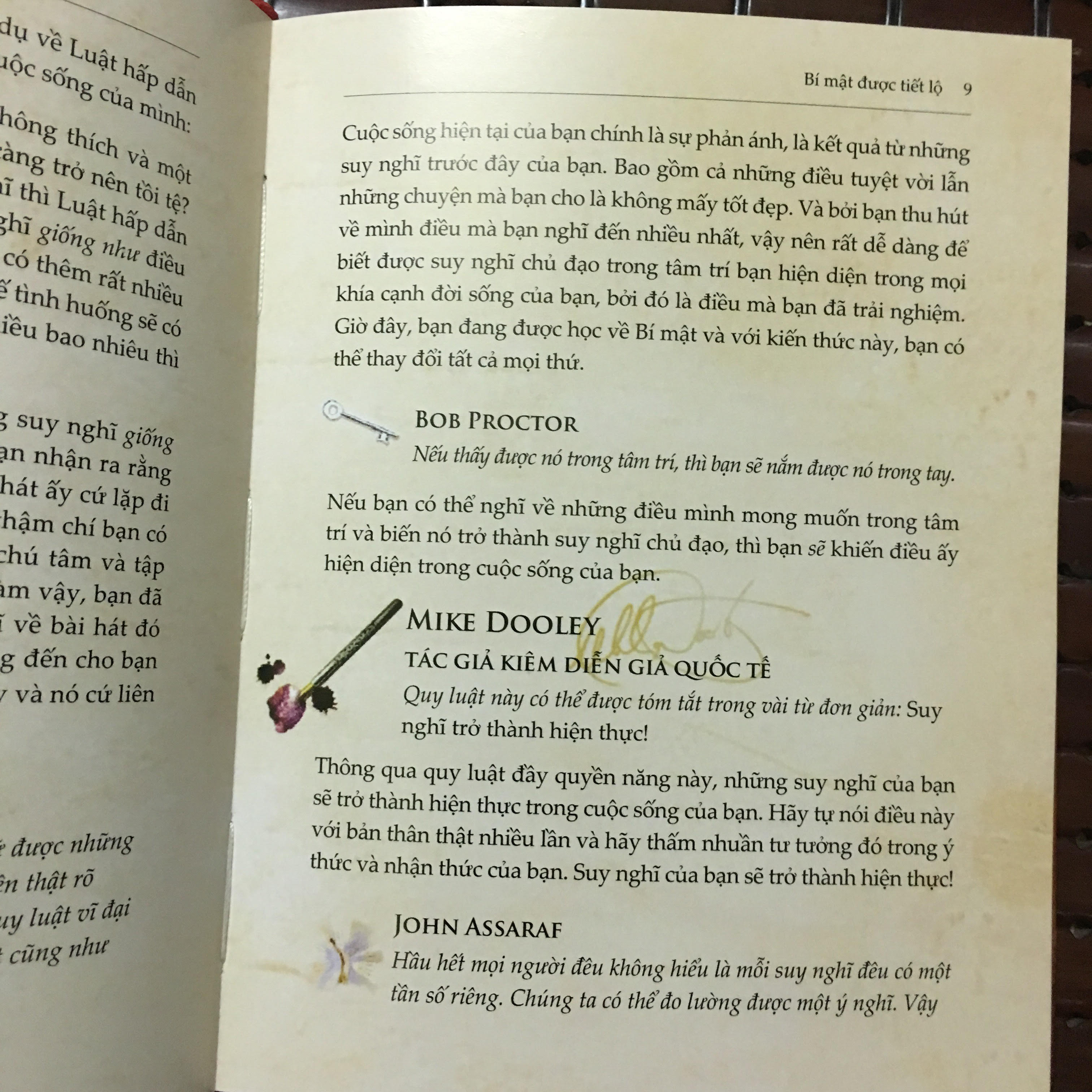 Bí mật The secret ( Bìa cứng + Tặng kèm 1 bookmark như hình )