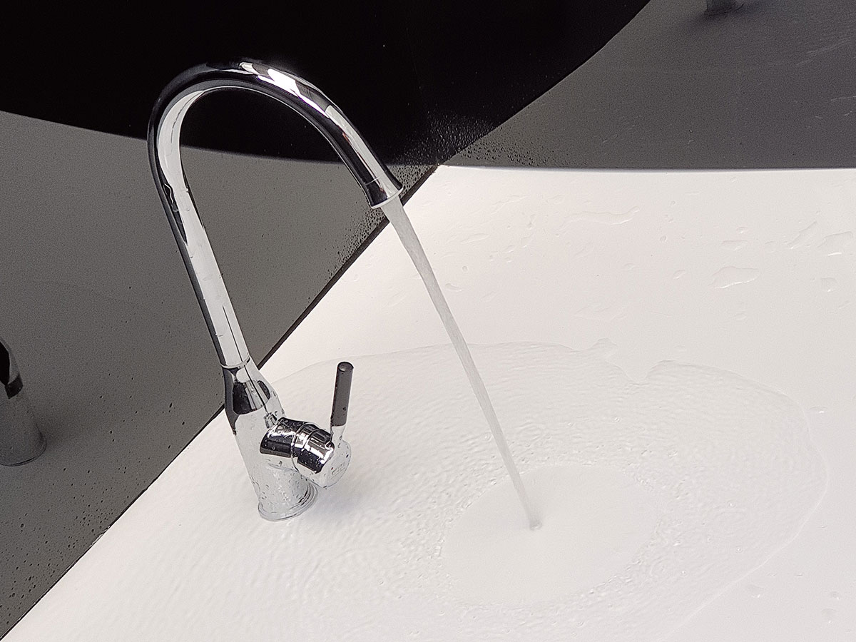 Vòi rửa chén nóng lạnh Đồng mạ Chrome Eurolife EL-KM04