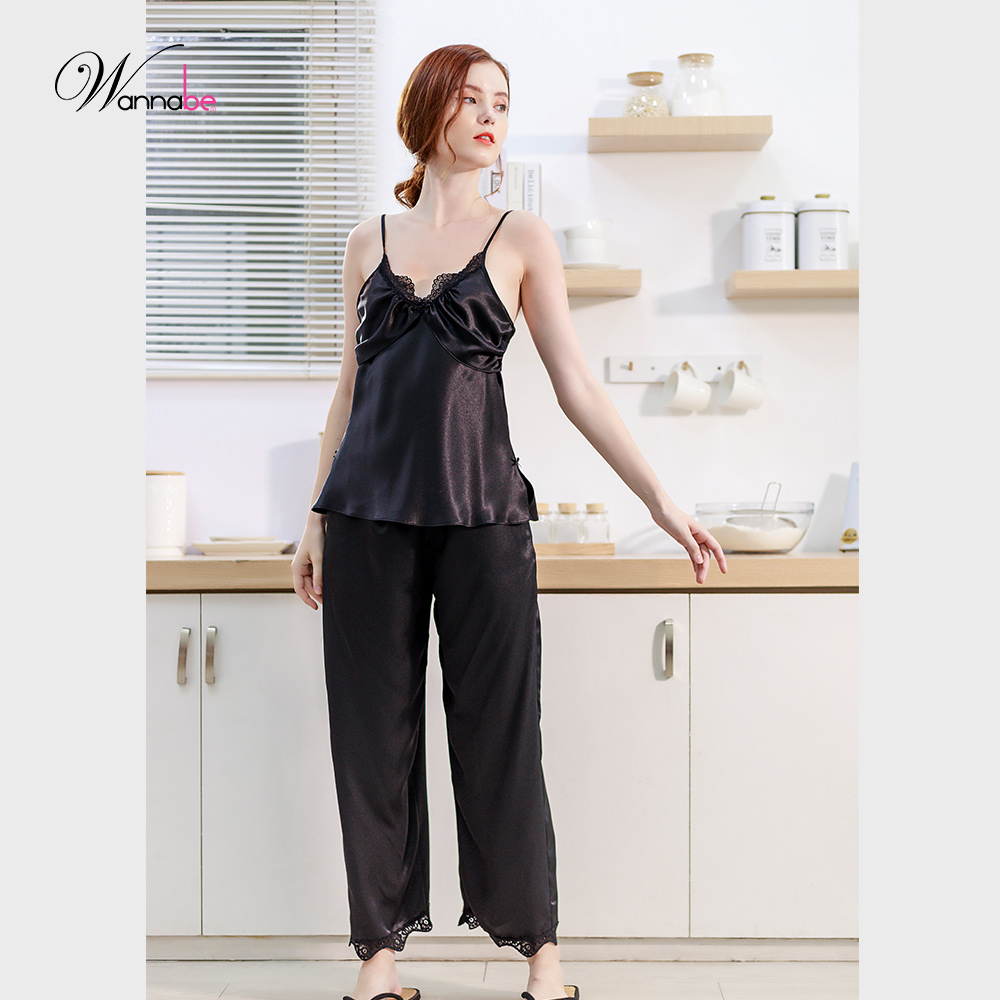 Đồ bộ mặc nhà WANNABE BDS38 đồ bộ quần dài áo hai dây cúp ngực nhúng phồng viền ren tạo sự nữ tính cho người mặc