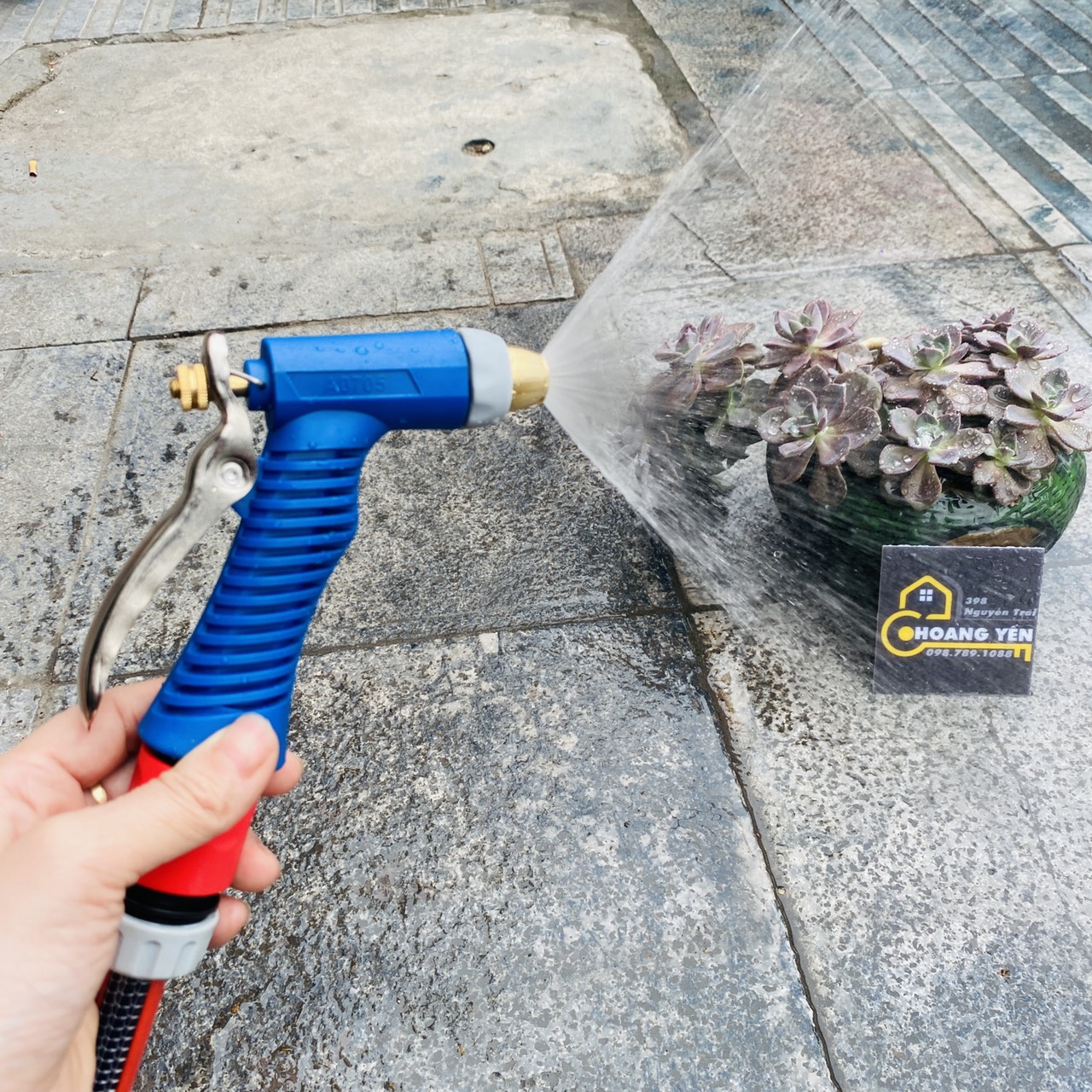 Bộ dây vòi tưới cây rửa xe tháo lắp nhanh C-mart A0705 gồm dây 4m