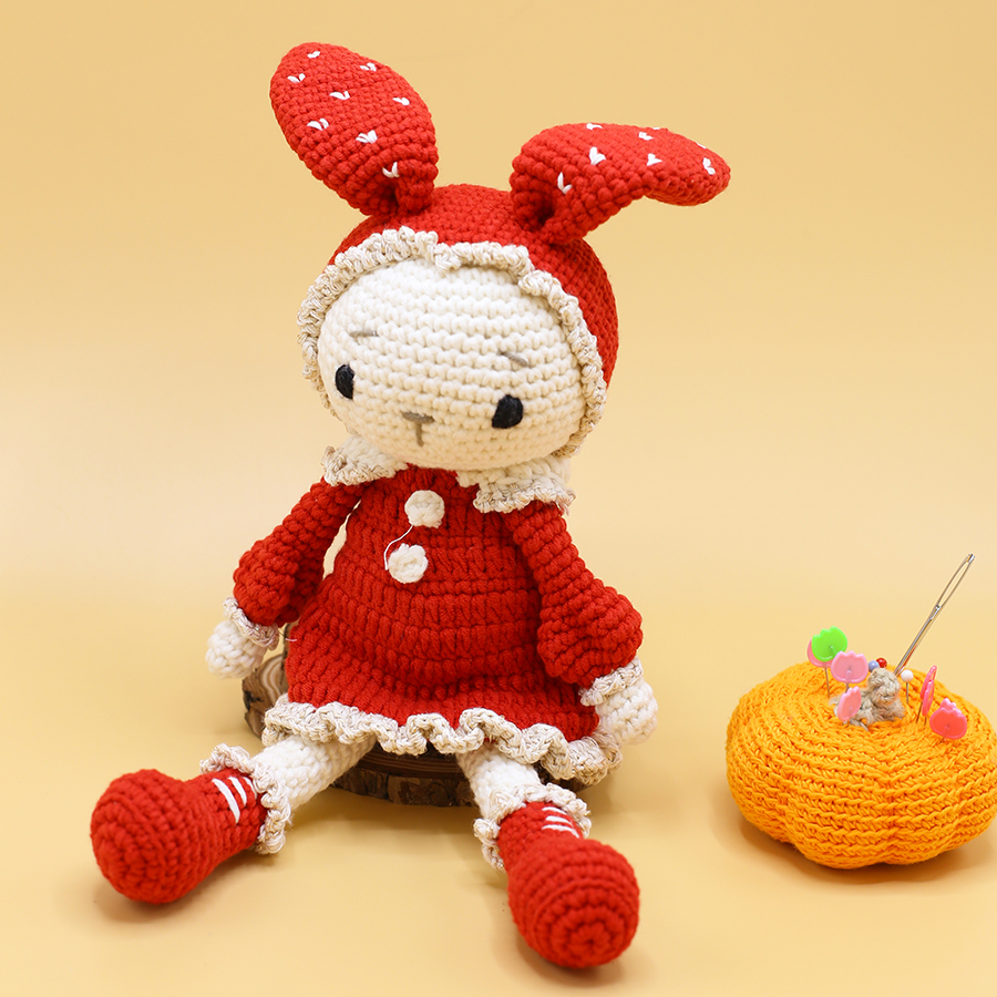 Gấu bông móc len Amigurumi cao cấp - Thỏ khúc cây Girl đỏ - SP000370