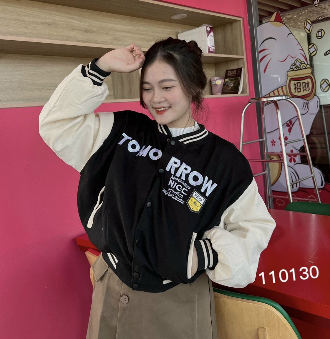 Áo khoác lửng,kiểu bomber ,chất da lộn 2 lớp ,form dưới 65kg.
