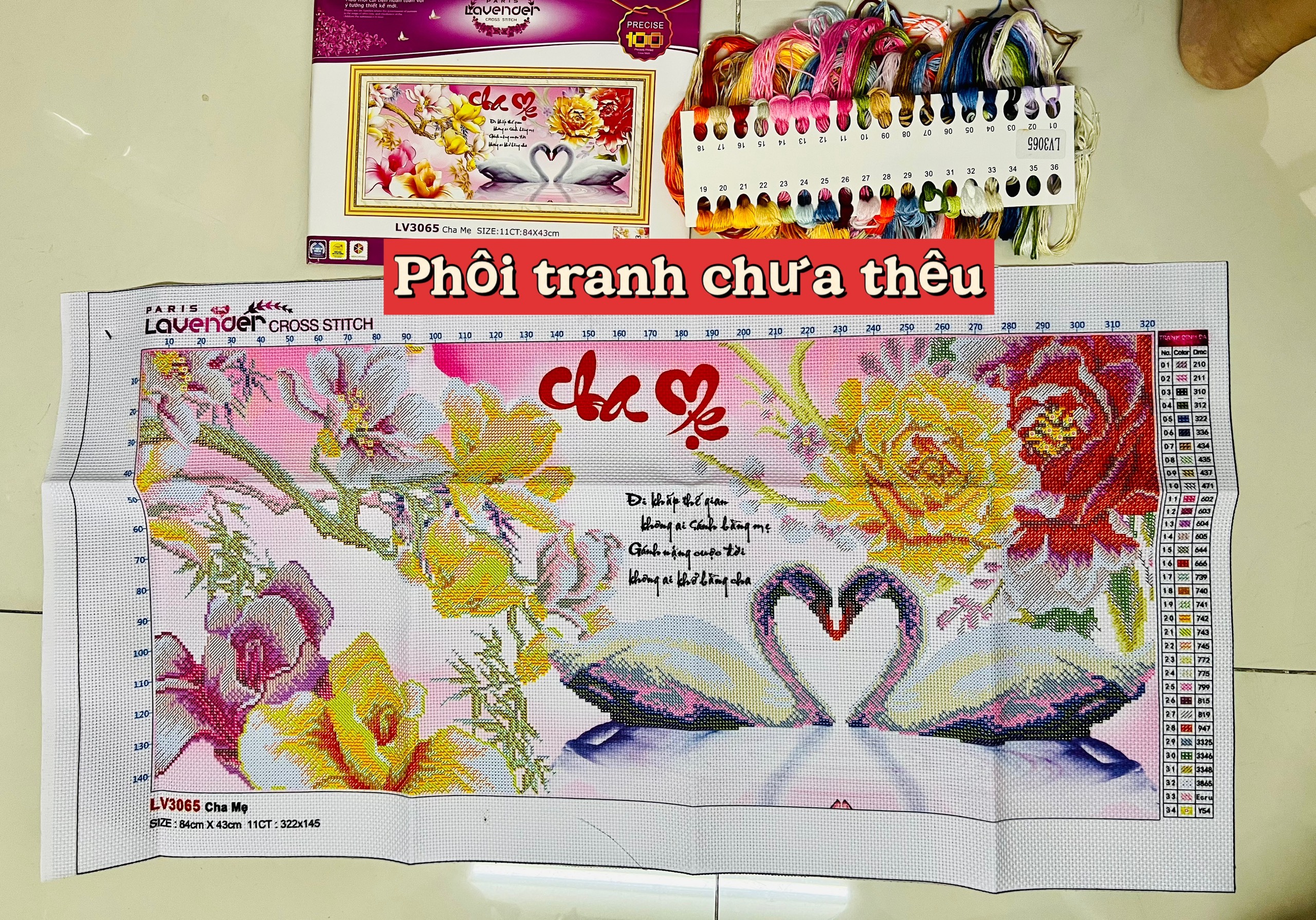 Tranh thêu chữ thập Cha mẹ LV3065, kích thước 84 x 43 cm