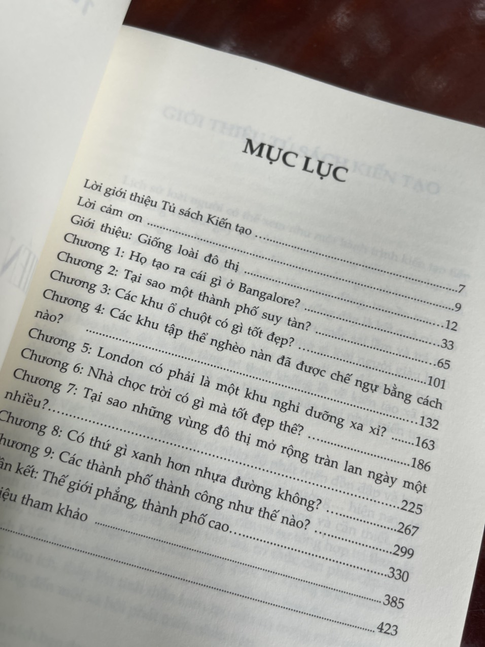 Hình ảnh (Combo 2 cuốn) [Tủ sách kiến tạo] CHIẾN THẮNG CỦA ĐÔ THỊ (Sách mới tái bản 2022) và SINH TỒN CỦA ĐÔ THỊ Sống và phát triển rực rỡ trong Thời kỳ Biệt lập - Edward Glaeser và David Cutler – NXB Hội Nhà Văn và NXB Đà Nẵng