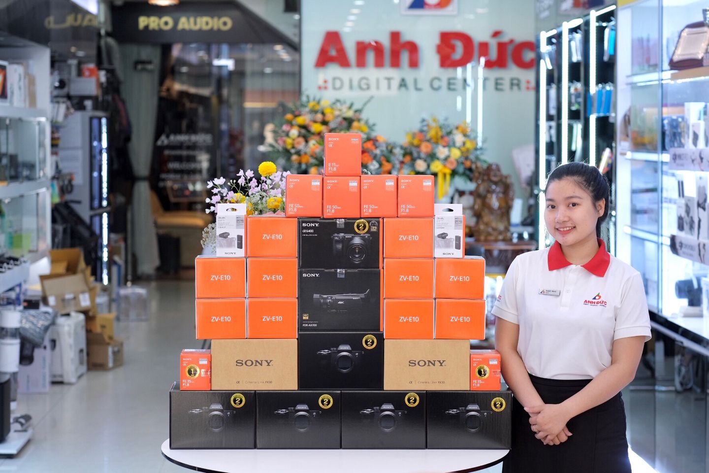 Máy ảnh Sony ZV-E10 - Hàng Chính hãng