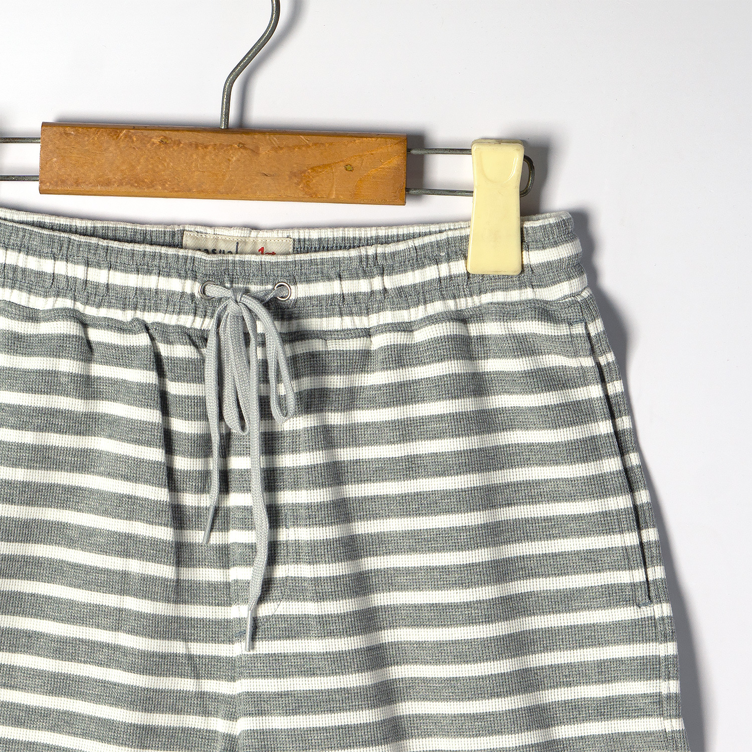 Quần short thun nam Casual 1st ống ngắn, thun cotton dày dặn, thoáng mát, thấm hút mồ hôi, form quần trẻ trung thích hợp tập thể dục, đi chơi, dạo phố, du lịch, Made in Vietnam