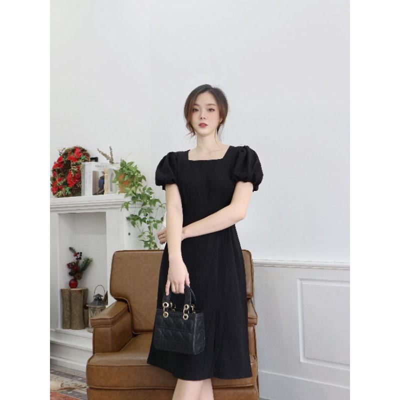 Đầm WH cổ vuông form dài