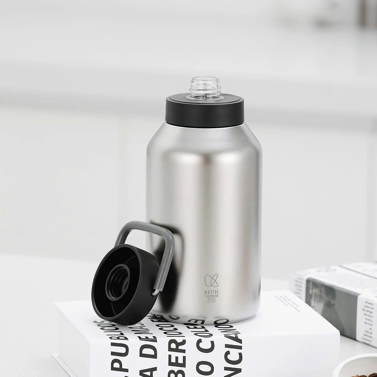 Bình giữ nhiệt Titanium Keith Ti3105 900ml