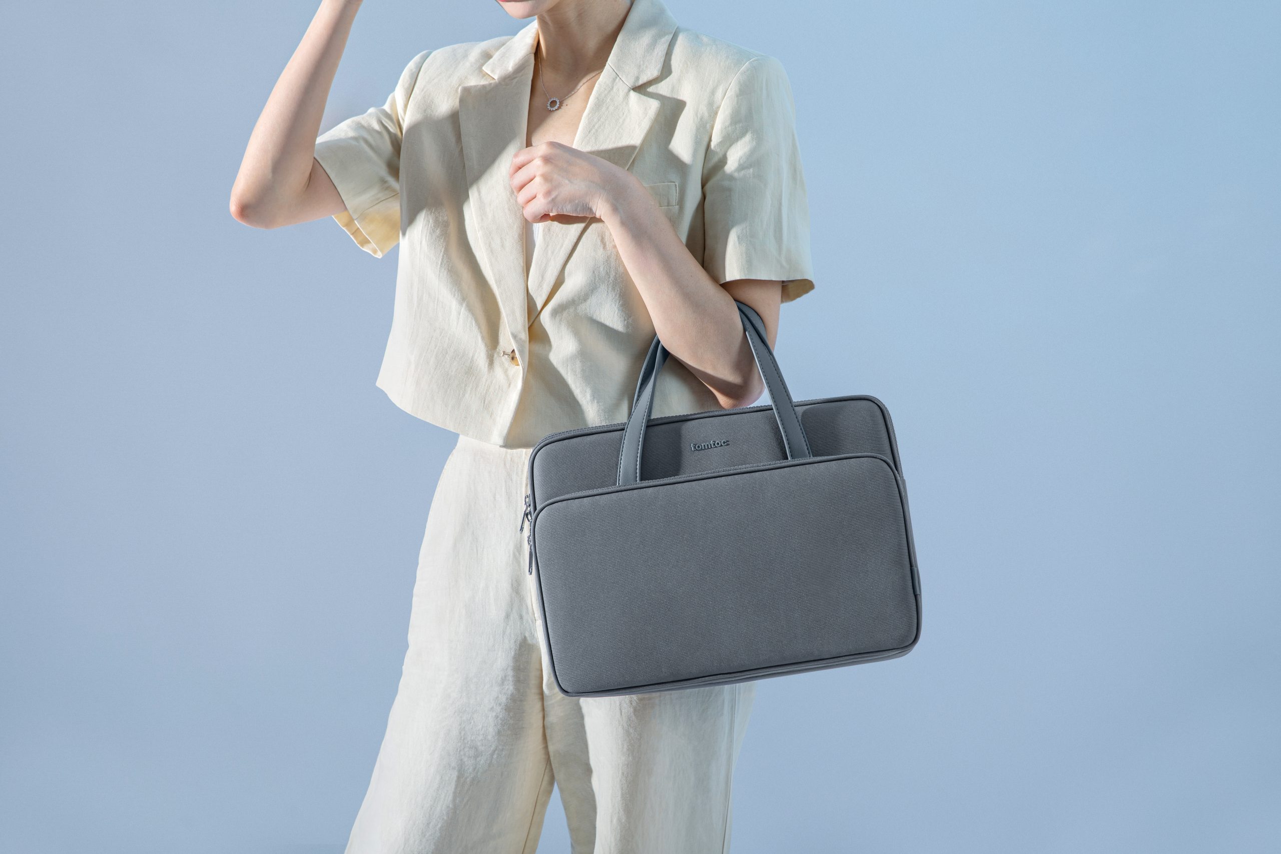 Túi Xách TOMTOC HER H21 Briefcase Premium Dành Cho Macbook 14 inch - Hàng Chính Hãng
