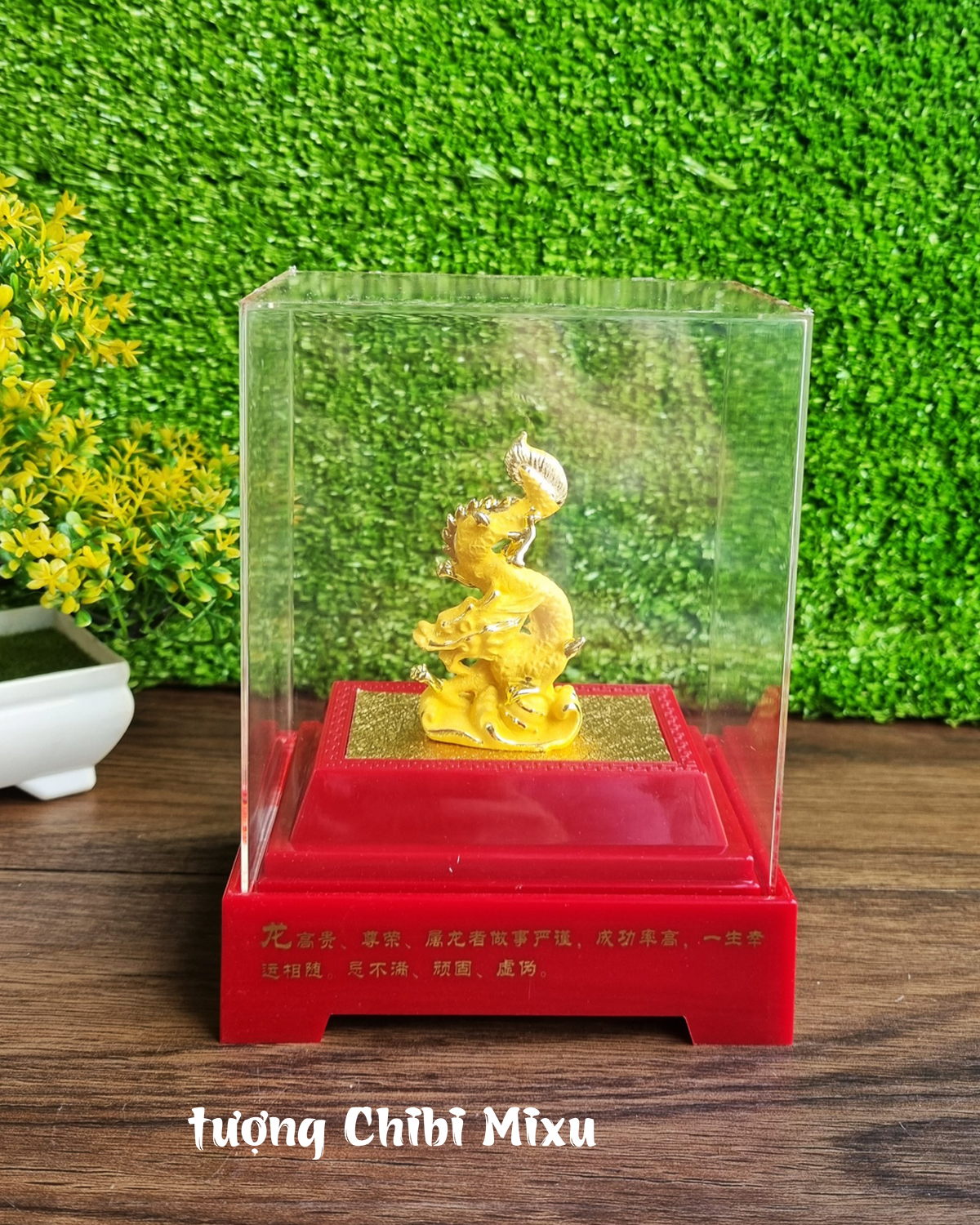 Tượng Rồng phủ cát vàng may mắn trong lồng kính mica Giàu có Quà tặng Đồ trang trí