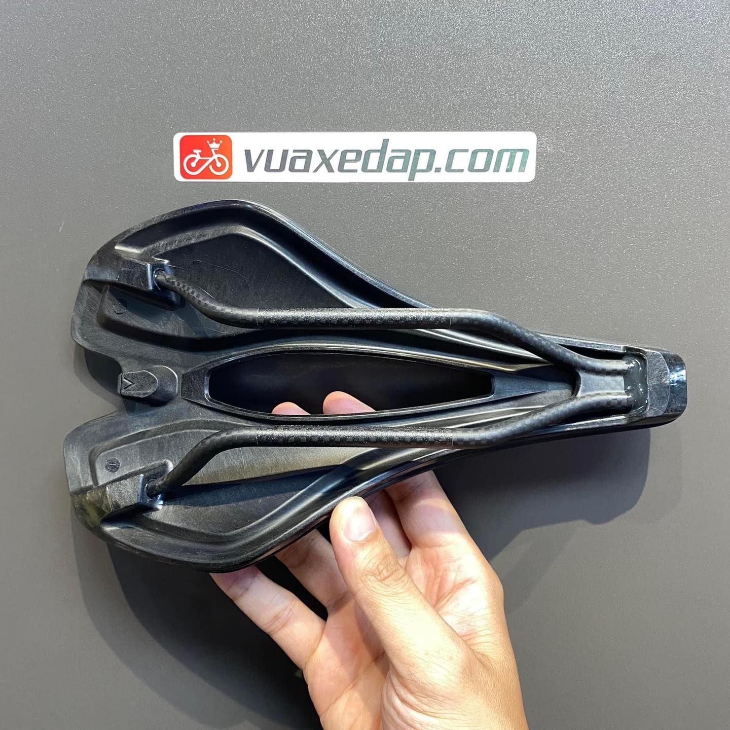 YÊN XE ĐẠP GIANT – FLEET SLR SADDLE