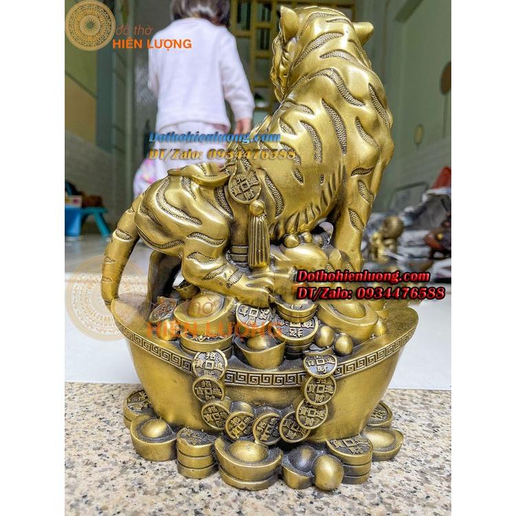 Tượng Linh Vật Hổ Thét Sơn Hà Đứng Trên Quan Tiền Bằng Đồng Vàng Nguyên Chất Các Cỡ