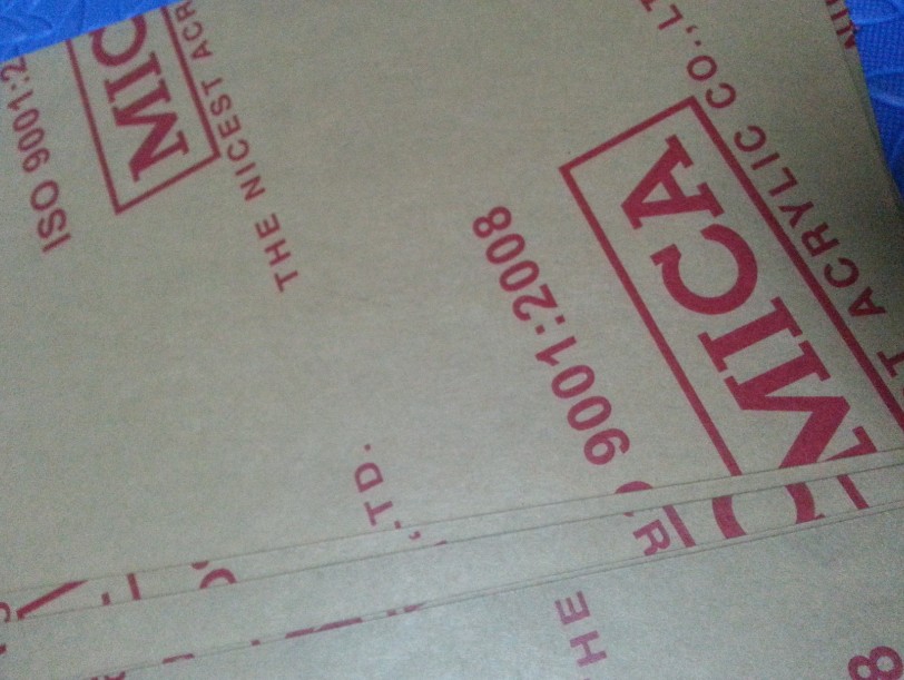 Mica trong suốt dày 2mm Đài Loan