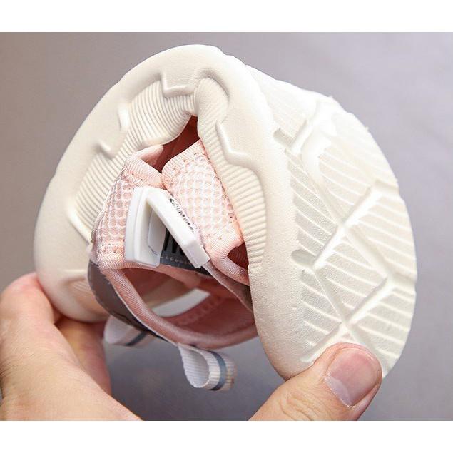 Sandal Bé Gái Sandal Bé Trai Dép Trẻ Em Siêu Đẹp Đi Nhẹ Êm Chân Thiết Kế Đơn Giản Phong Cách Hàn Quốc