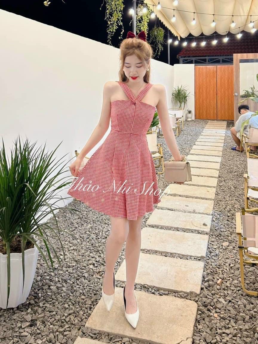ĐẦM 2 DÂY CỔ XOẮN  MÀU Y HÌNH