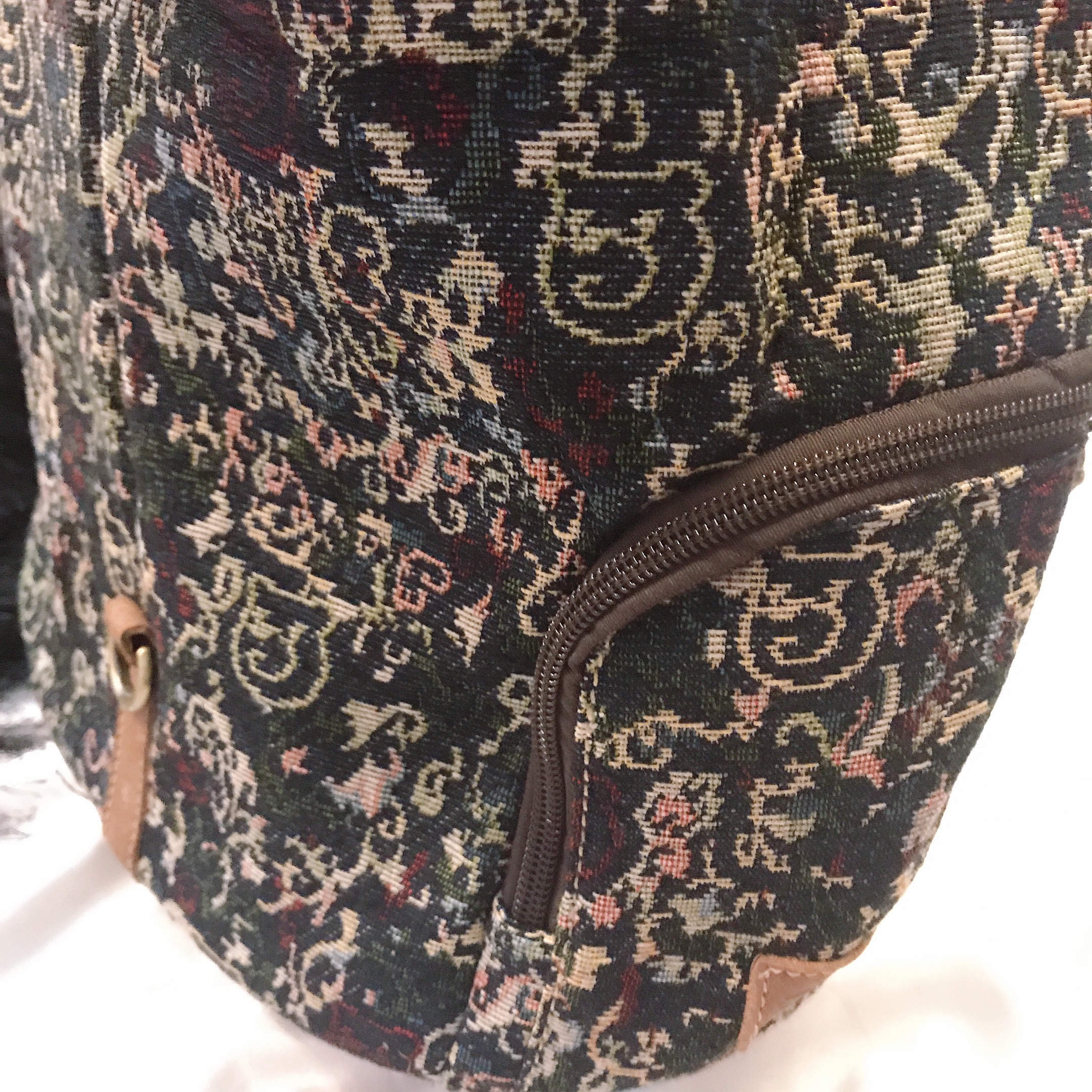 Balo thời trang khóa gài thêu hoa văn cổ điển siêu xinh - DD152F915