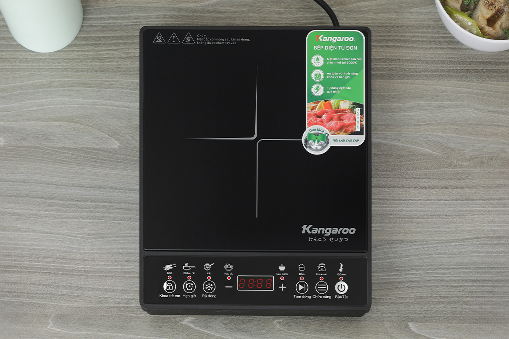 Bếp điện từ đơn Kangaroo KG18IC1, Công suất 2000W, tặng kèm nồi lẩu - Hàng chính hãng