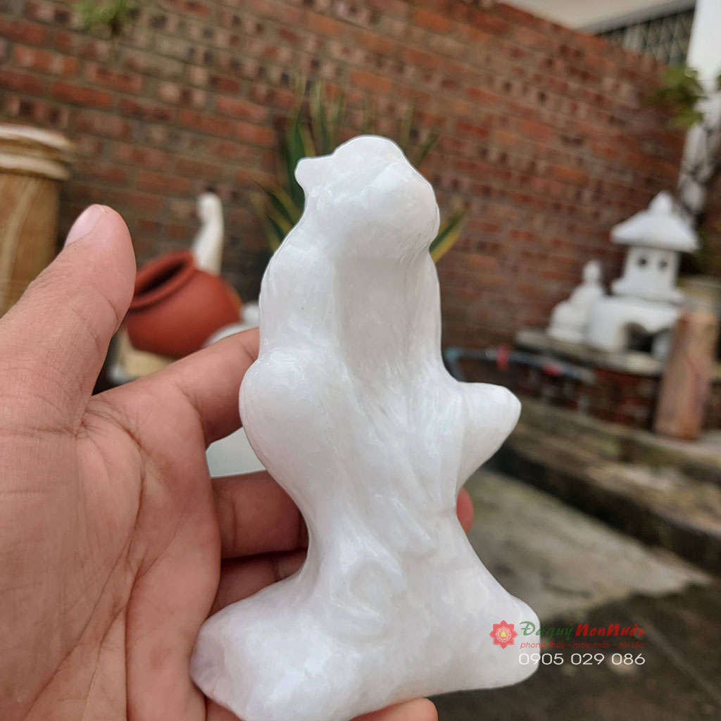 Tượng khỉ 12 con giáp phong thủy đá trắng 12cm - đá Non Nước