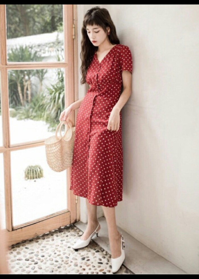 Đầm Bi Đỏ Bo Eo Form Dài