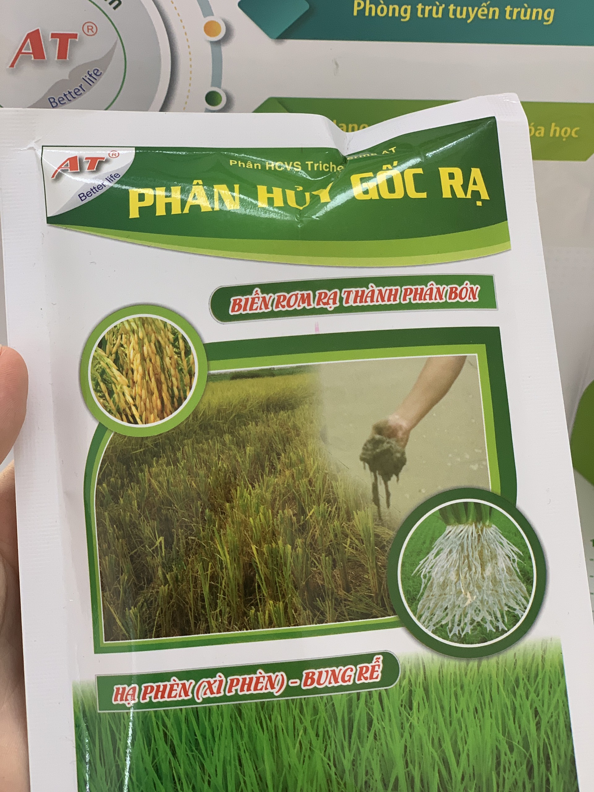 Trichoderma xử lý nhanh rơm rạ tại ruộng, ủ rơm rạ, ủ phân chống ngộ độc hữu cơ - Phân hủy gốc rạ AT 250g