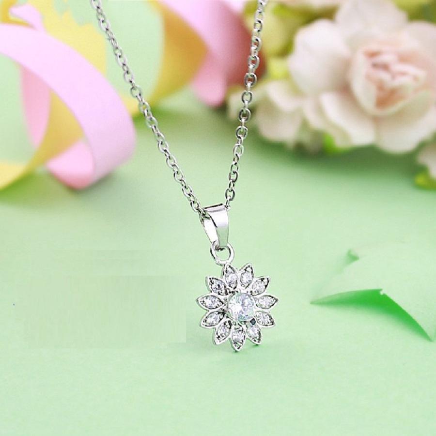 Mua Dây chuyền hoa hướng dương đính đá thời trang vĩnh viễn không đen | Tiki Mua Dây Chuyền Hoa Hướng Dương Đính Đá Thời Trang Vĩnh Viễn Không Đen | Tiki