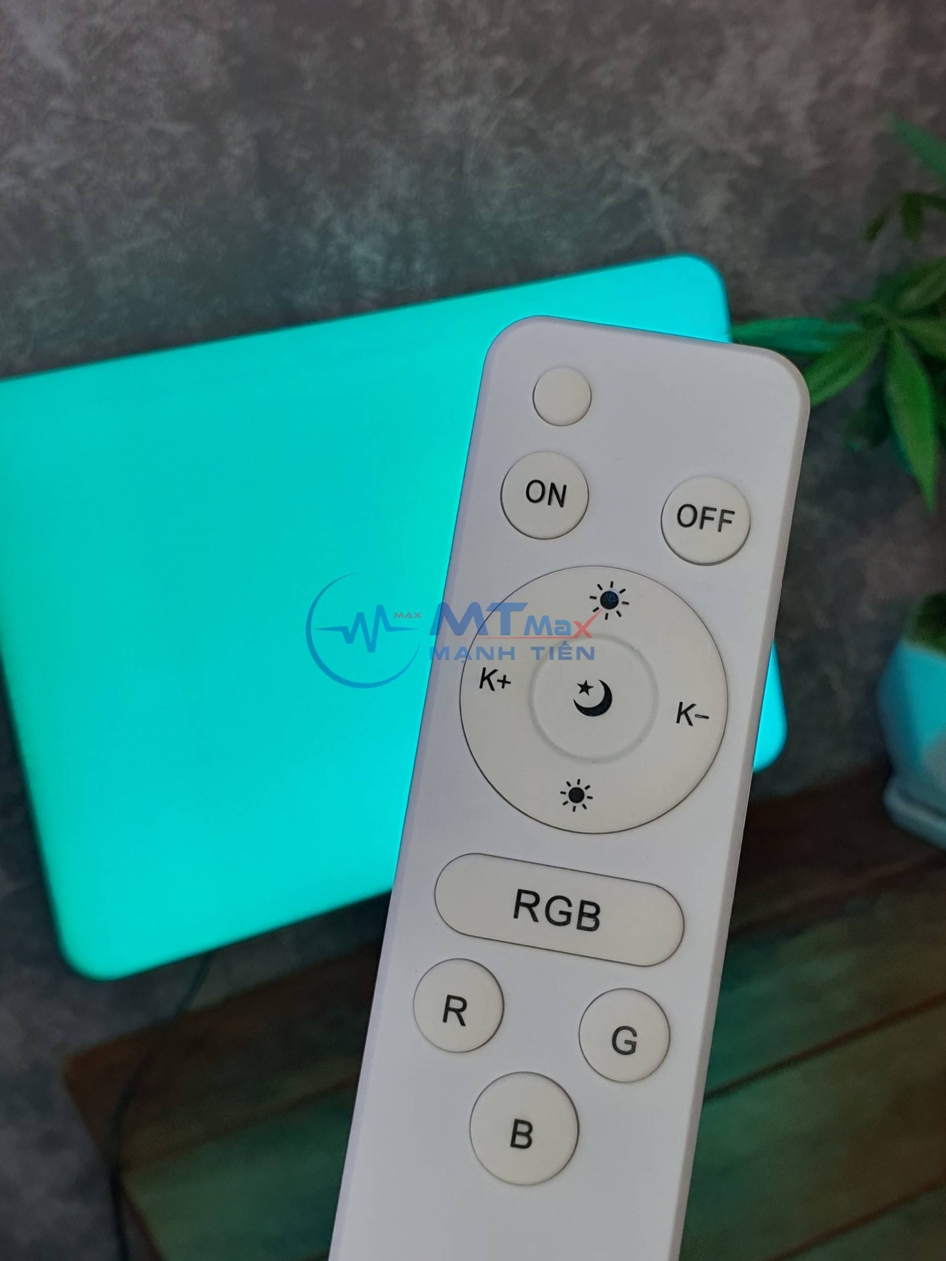 Đèn PM36 RGB Chụp Hình, Quay Phim Chuyên Nghiệp, Nhiều Chế Độ Màu kèm chân 2m1