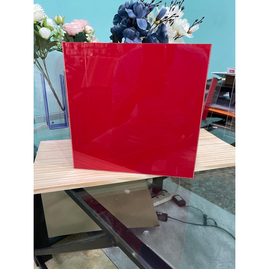 Acrylic (Acrylic) Thùng phiếu, hòm phiếu, hòm bốc thăm, hòm từ thiện mica trong . , Acrylic . - Vàng