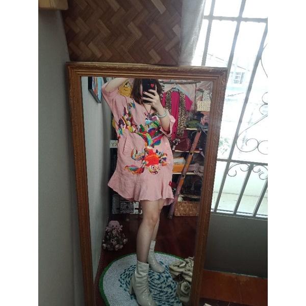 Đầm họa tiết thêu tay