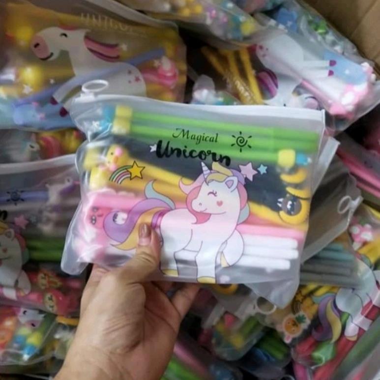 Set 20 Bút Nước Ngộ Nghĩnh Tặng Kèm Túi Mix 20 Mẫu