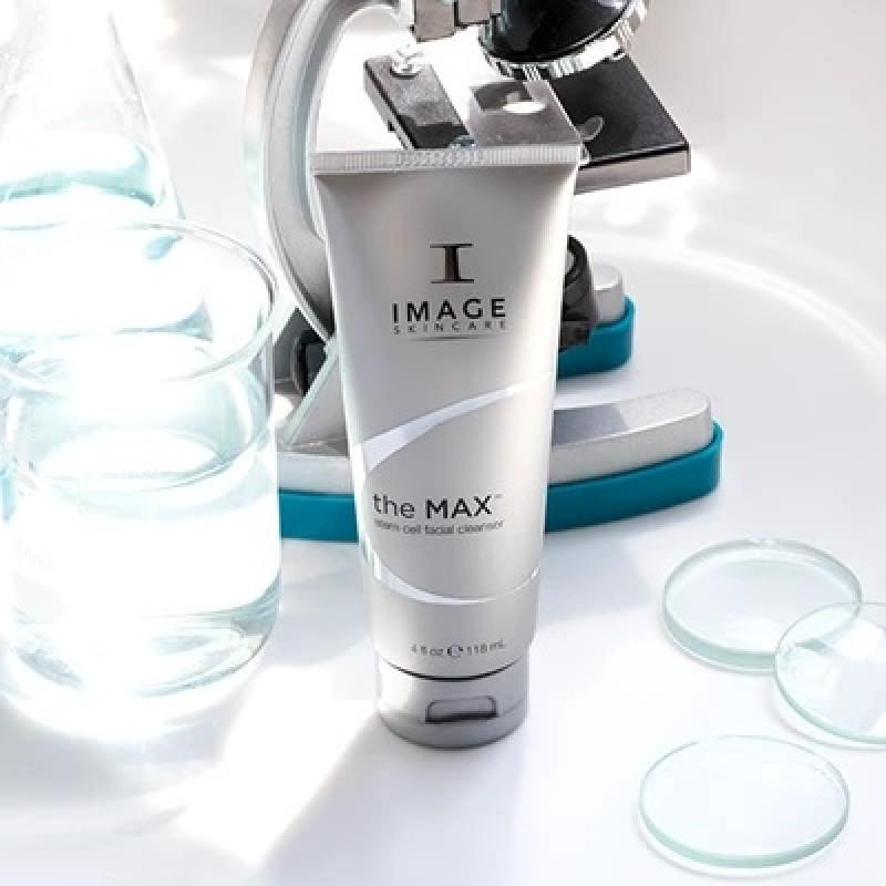 Sữa Rửa Mặt Tế Bào Gốc Phục Hồi Và Nuôi Dưỡng Da Image Skincare The MAX Stem Cell Facial Cleanser