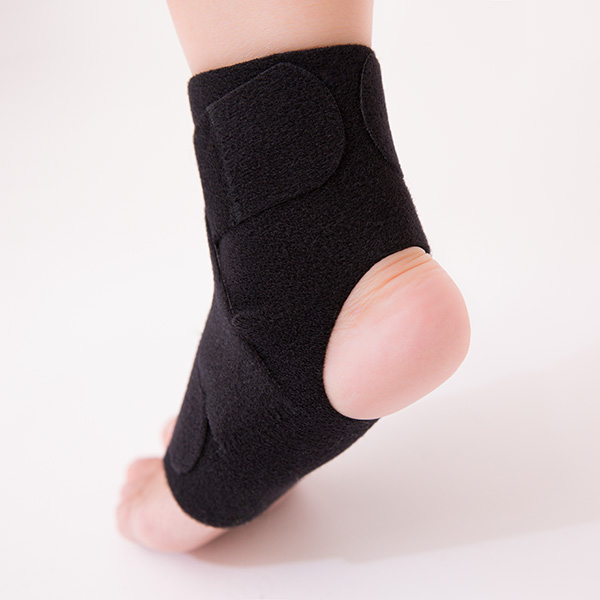 Đai quấn cổ chân Grace Care AB221, thành phần có sợi than tre thoáng khí