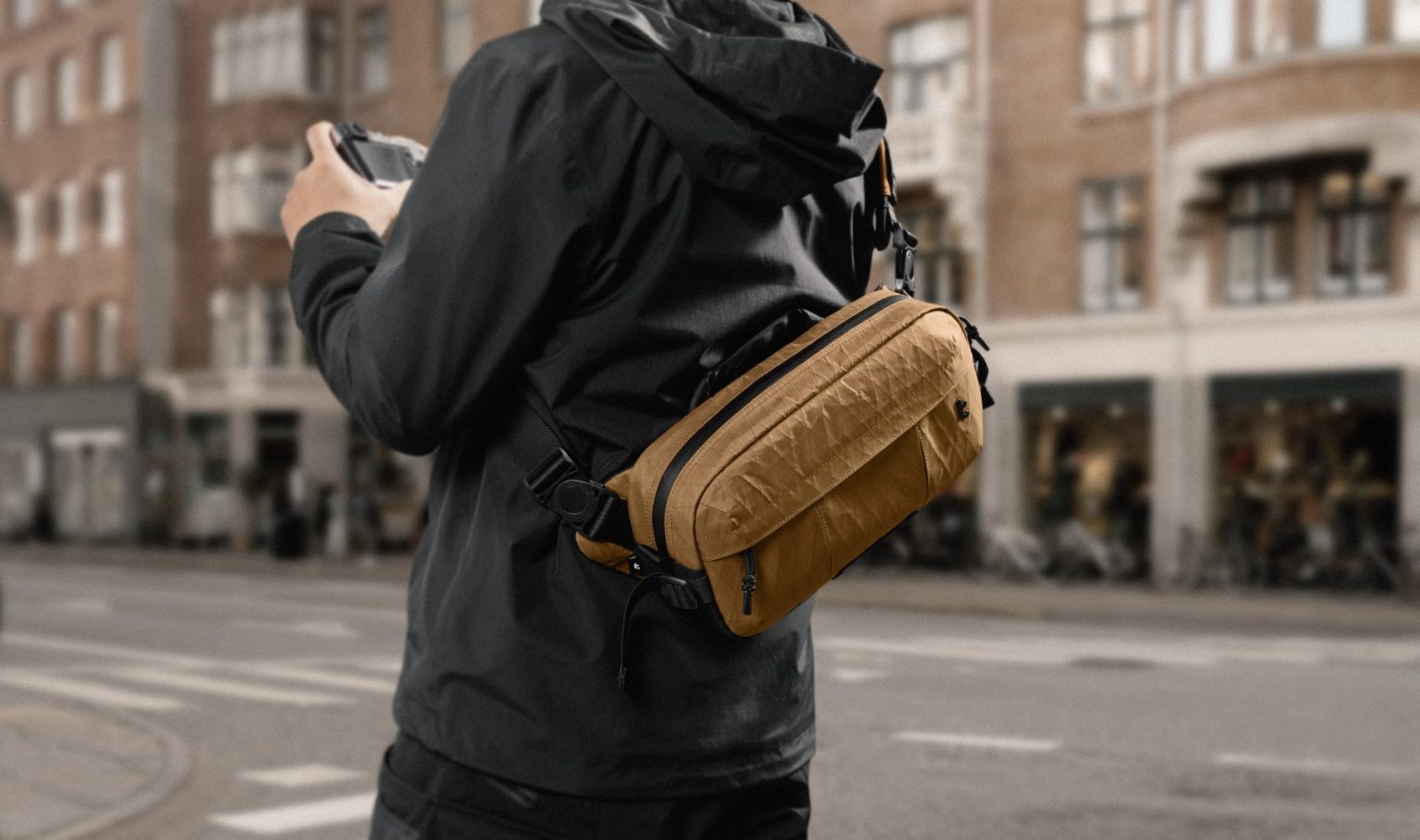 TÚI ĐEO CHÉO TOMTOC (USA) WANDER-T26 X-PAC DAILY SLING – T26S1 - Hàng Chính Hãng