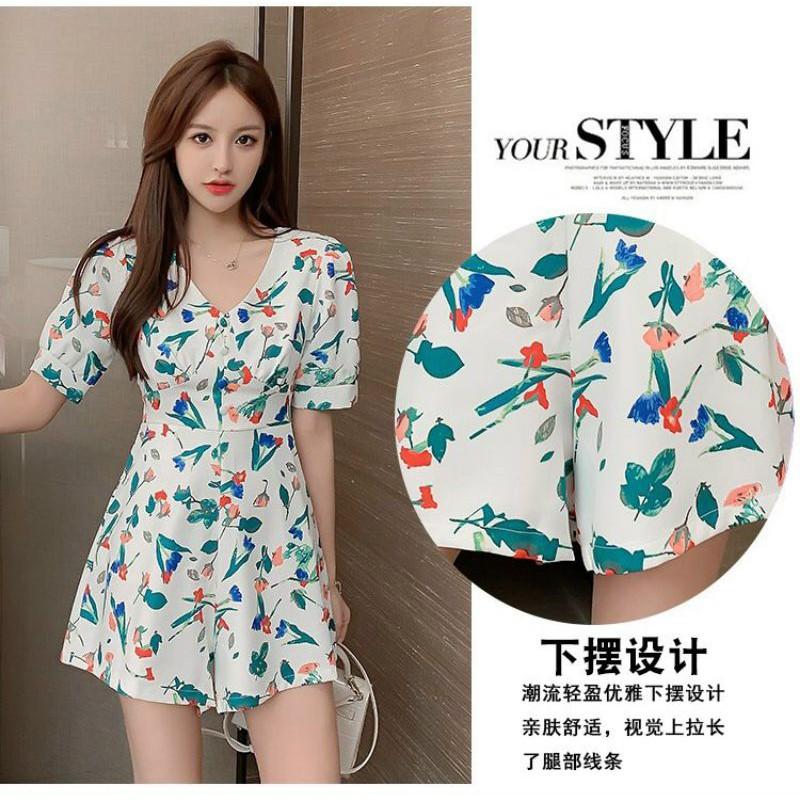 HÀNG NHẬP - BỘ JUMPSUIT ĐÙI HOA CỔ TIM