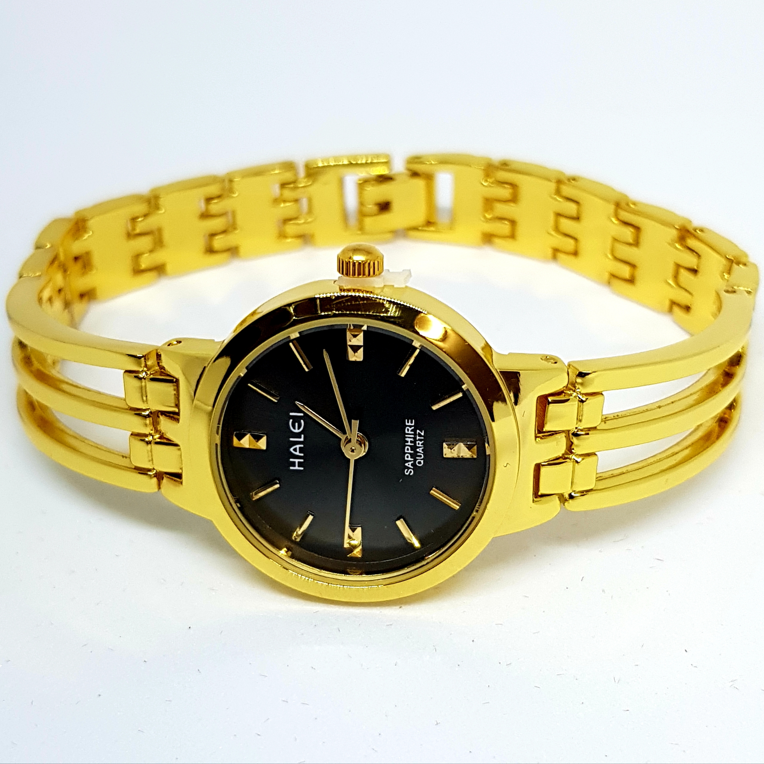 Đồng Hồ Nữ Mặt Đen Halei 25MM